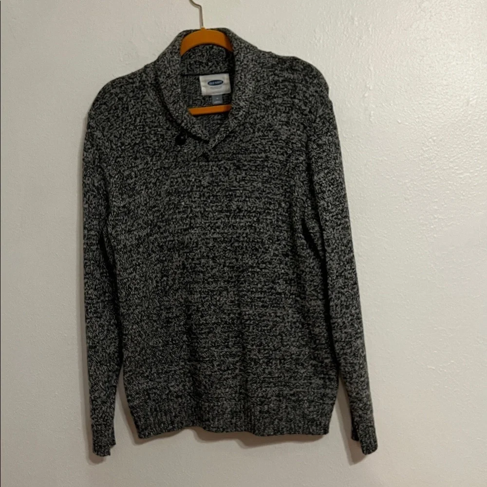 Old Navy Size M Black and White Tweed Long Sleeve Knit Shawl Collar Sweater